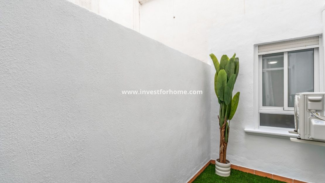 Sale - Apartment - Orihuela Costa - Costa Blanca