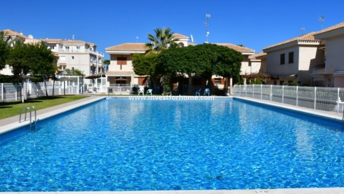 Sale - Apartment - Orihuela Costa - Costa Blanca