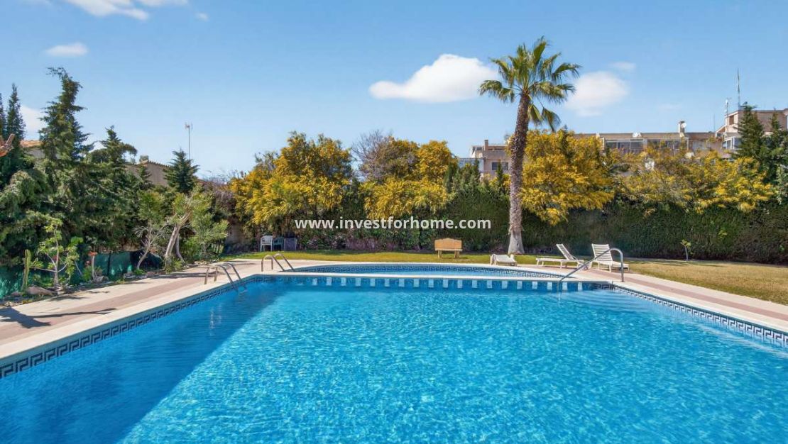 Sale - Apartment - Orihuela Costa - Costa Blanca