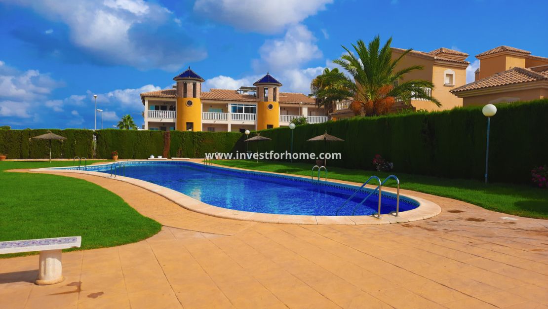 Sale - Apartment - Orihuela Costa - Costa Blanca