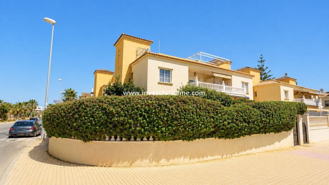 Sale - Apartment - Orihuela Costa - Costa Blanca
