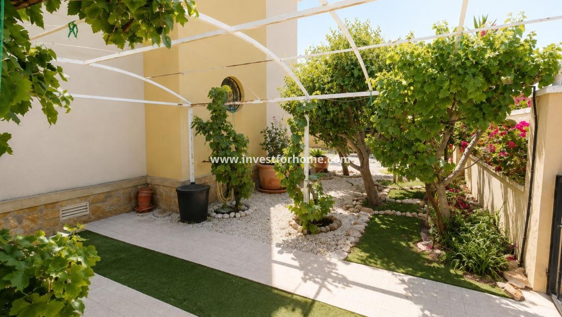 Sale - Apartment - Orihuela Costa - Costa Blanca
