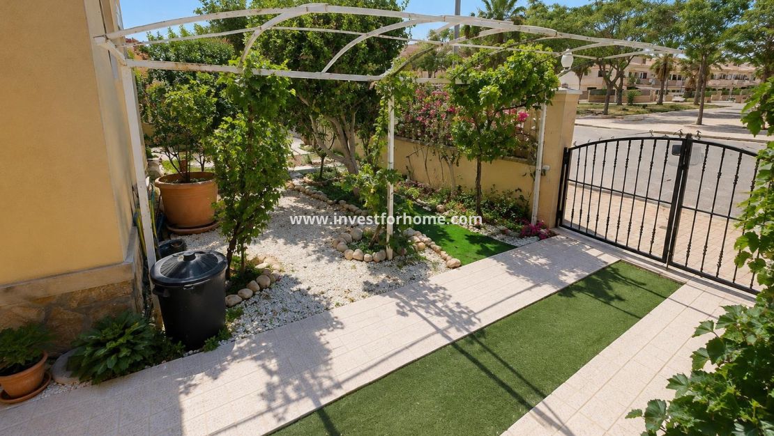 Sale - Apartment - Orihuela Costa - Costa Blanca