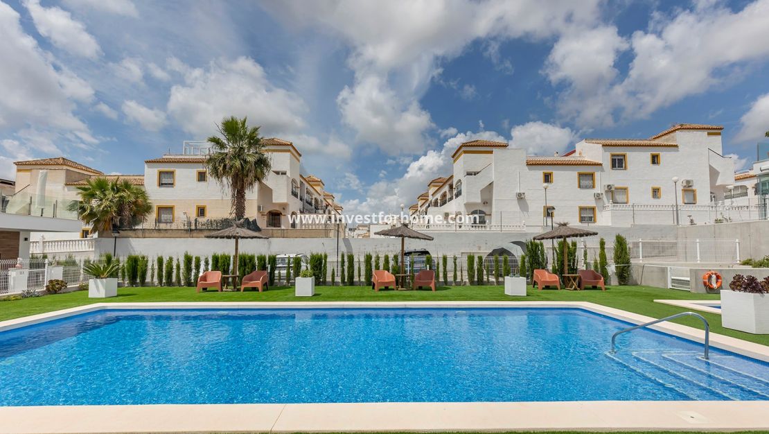 Sale - Apartment - Orihuela Costa - Entre Naranjos Vistabella Golf