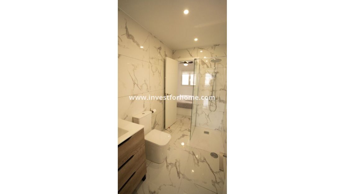 Sale - Apartment - Orihuela Costa - Inland