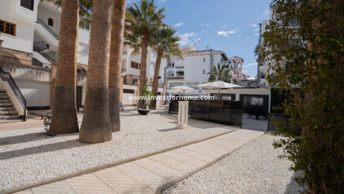 Sale - Apartment - Orihuela Costa - Inland