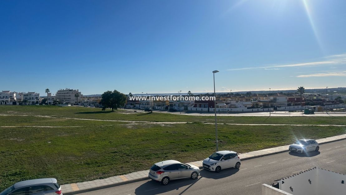 Sale - Apartment - Orihuela Costa - Inland