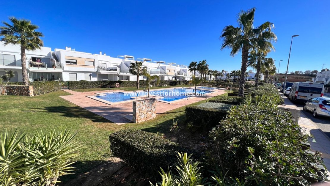 Sale - Apartment - Orihuela Costa - Inland