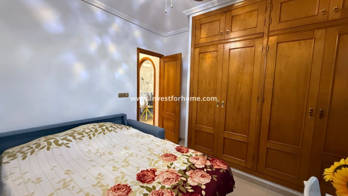 Sale - Apartment - Orihuela Costa - Inland