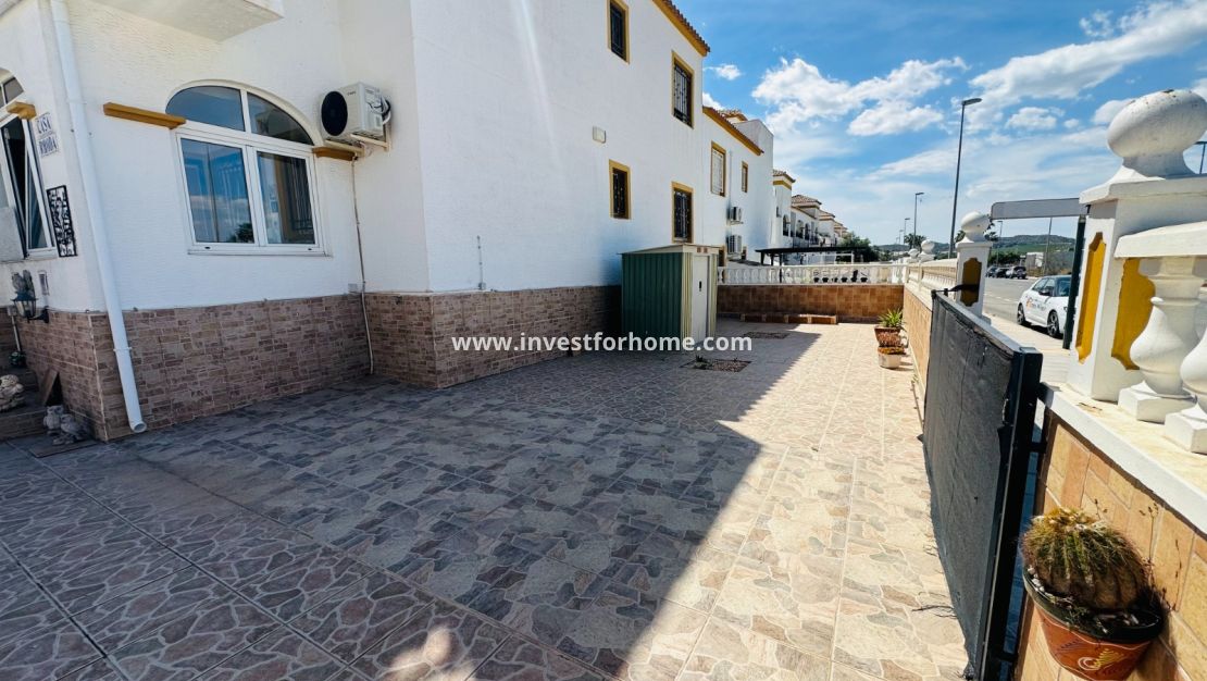 Sale - Apartment - Orihuela Costa - Inland