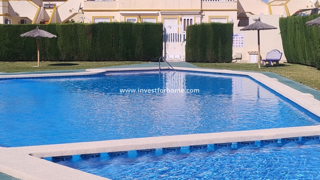 Sale - Apartment - Orihuela Costa - Inland