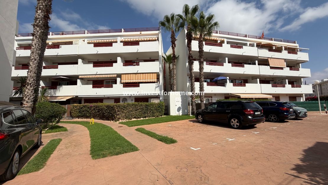 Sale - Apartment - Orihuela Costa - Inland