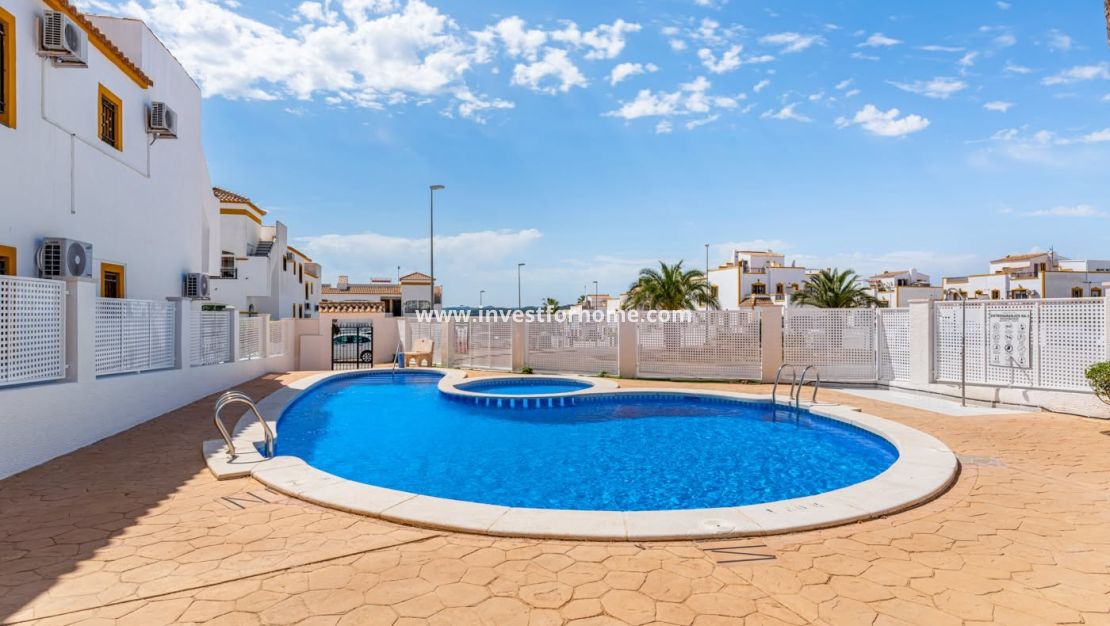 Sale - Apartment - Orihuela Costa - Inland