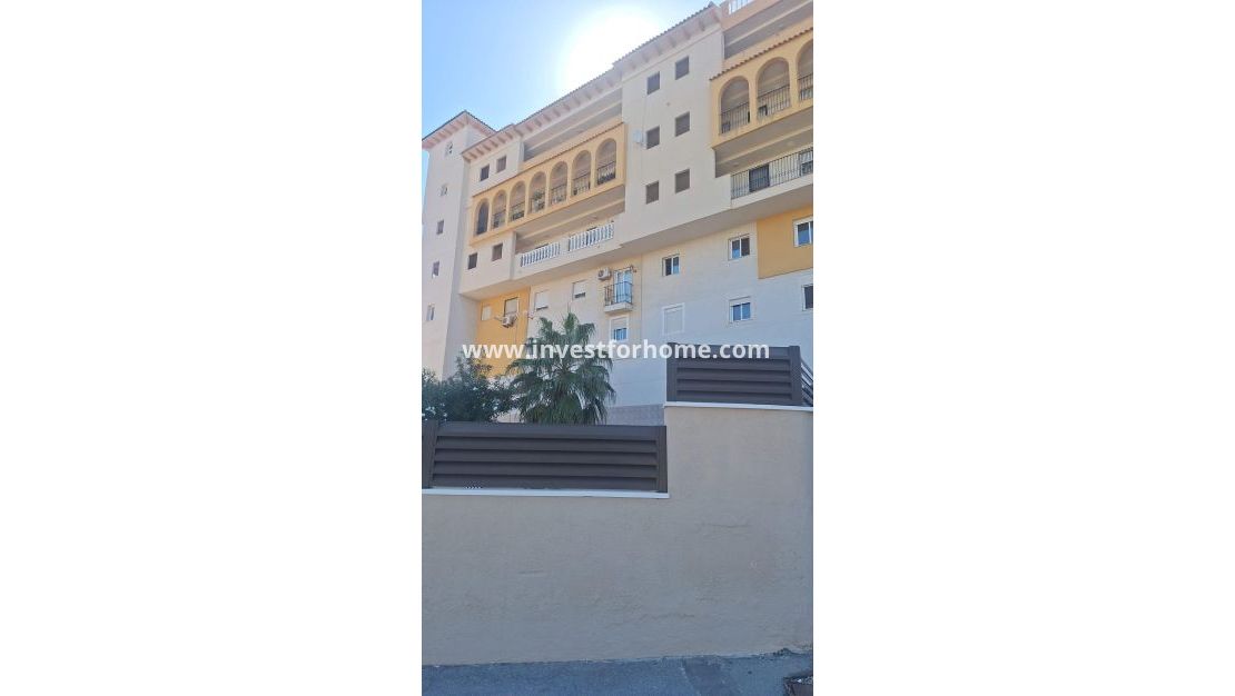 Sale - Apartment - Orihuela Costa - La Zenia