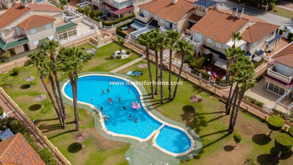 Sale - Apartment - Orihuela Costa - La Zenia