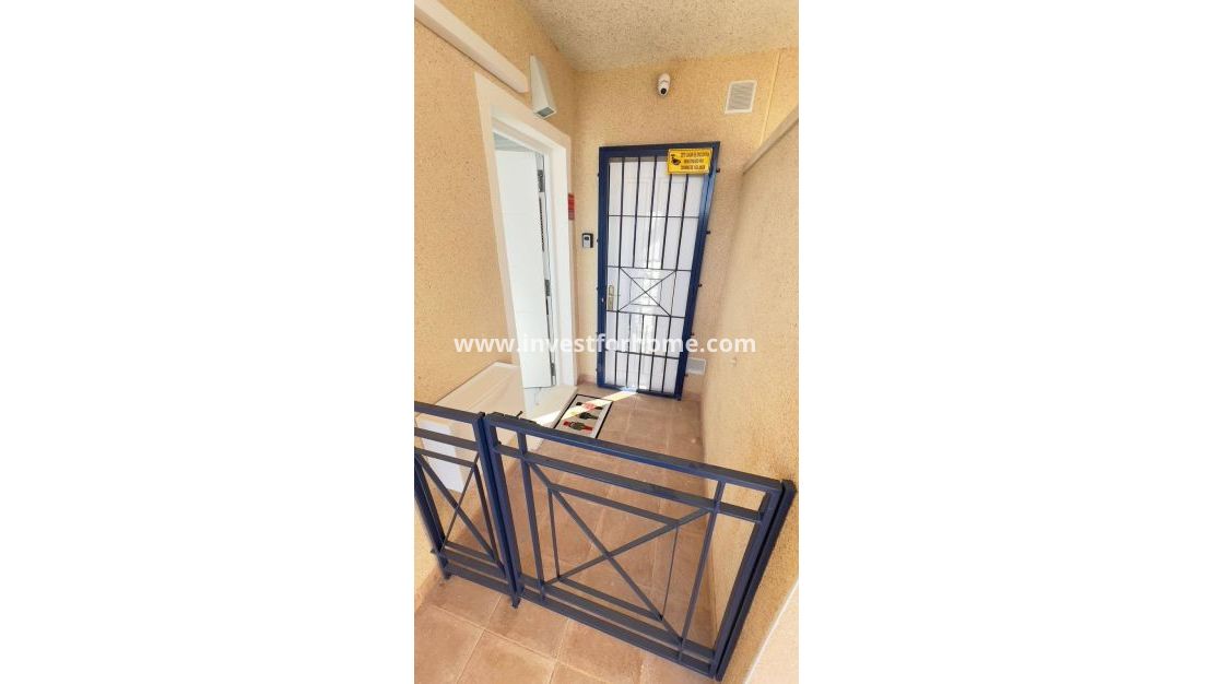 Sale - Apartment - Orihuela Costa - La Zenia