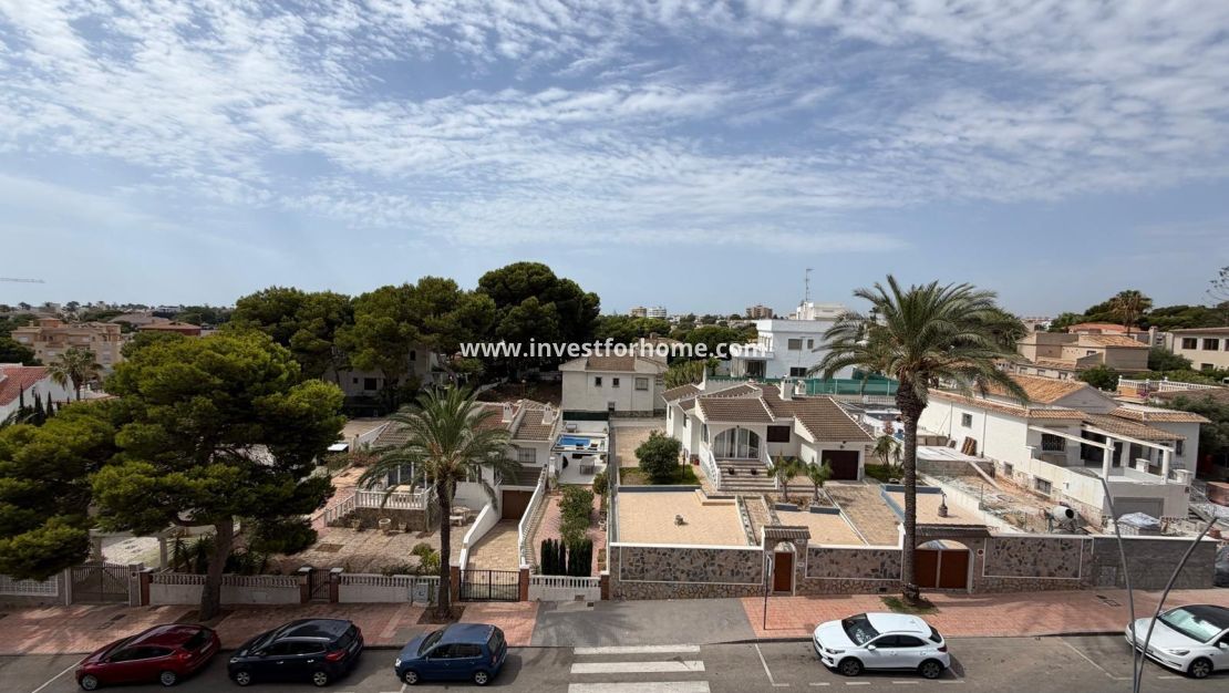 Sale - Apartment - Orihuela Costa - La Zenia