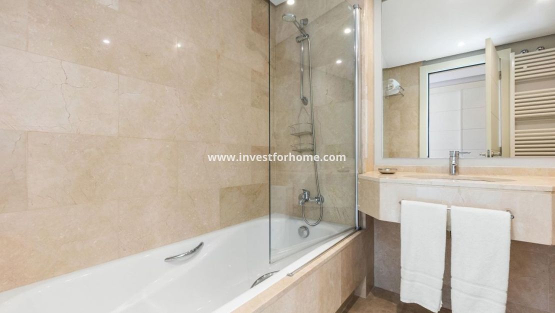 Sale - Apartment - Orihuela Costa - Las Colinas golf