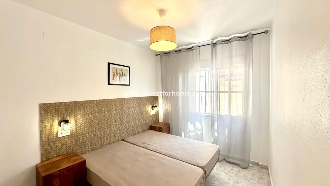 Sale - Apartment - Orihuela Costa - Playa Flamenca