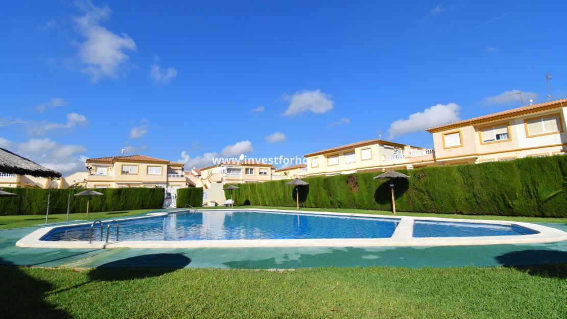 Sale - Apartment - Orihuela Costa - Playa Flamenca