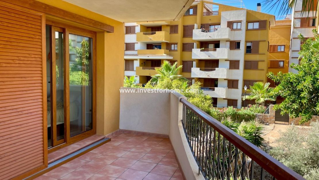 Sale - Apartment - Orihuela Costa - Punta Prima