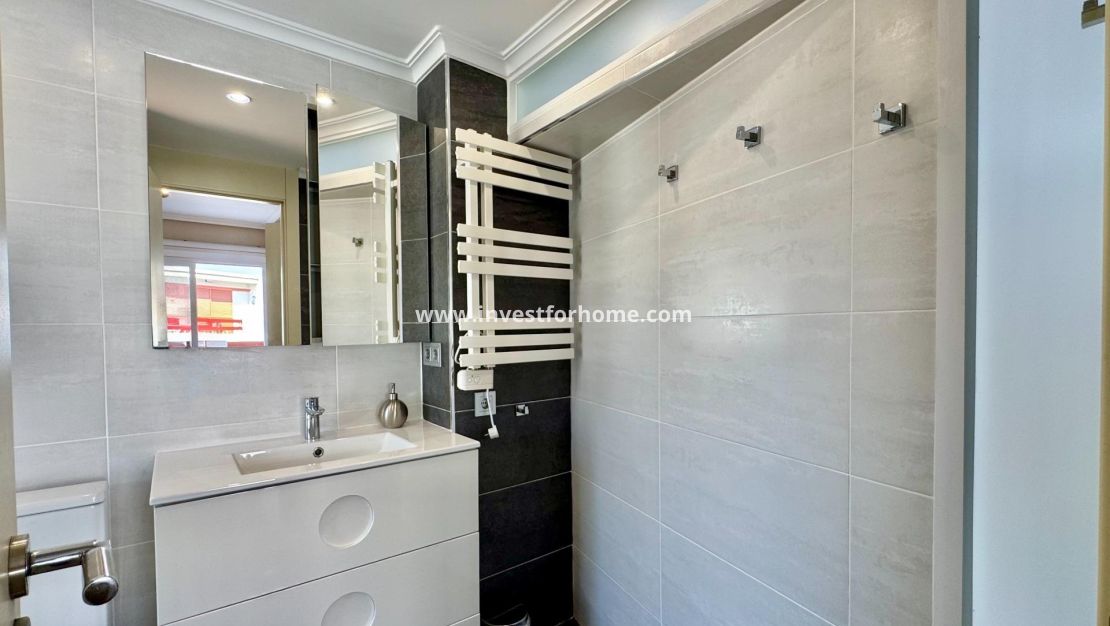 Sale - Apartment - Orihuela Costa - Punta Prima