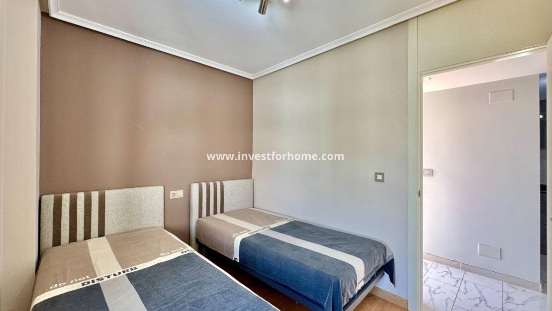 Sale - Apartment - Orihuela Costa - Punta Prima