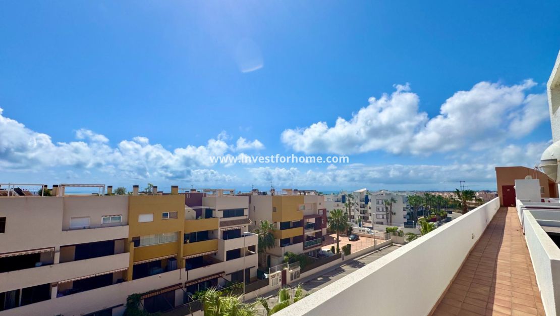 Sale - Apartment - Orihuela Costa - Punta Prima