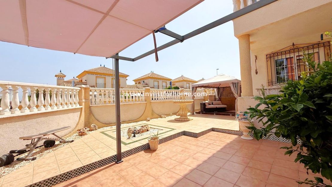 Sale - Apartment - Orihuela Costa - Villamartín
