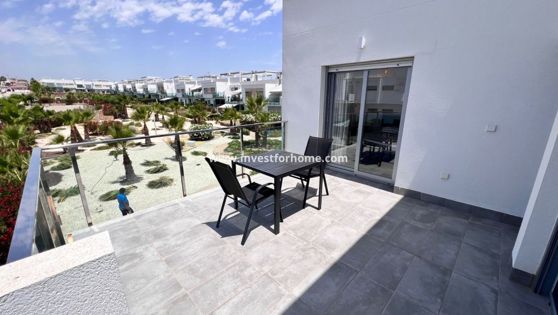 Sale - Apartment - Orihuela Costa - Vistabella Golf