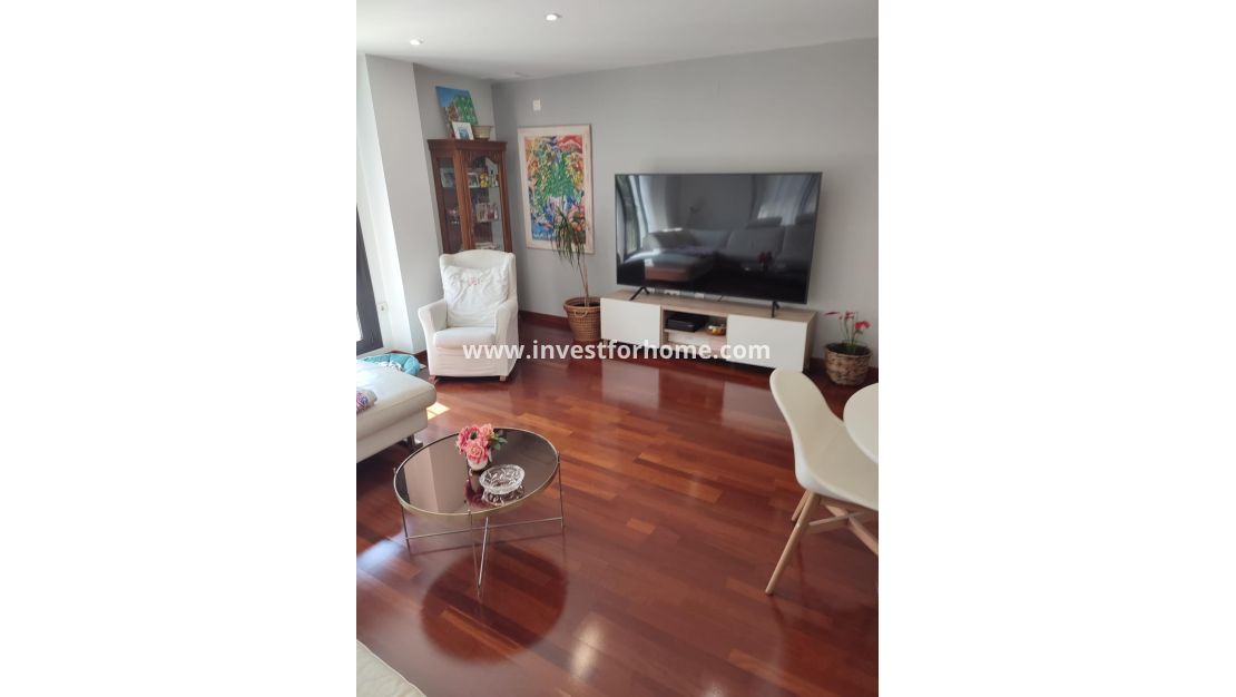 Sale - Apartment - Orihuela Costa - Zona Centro