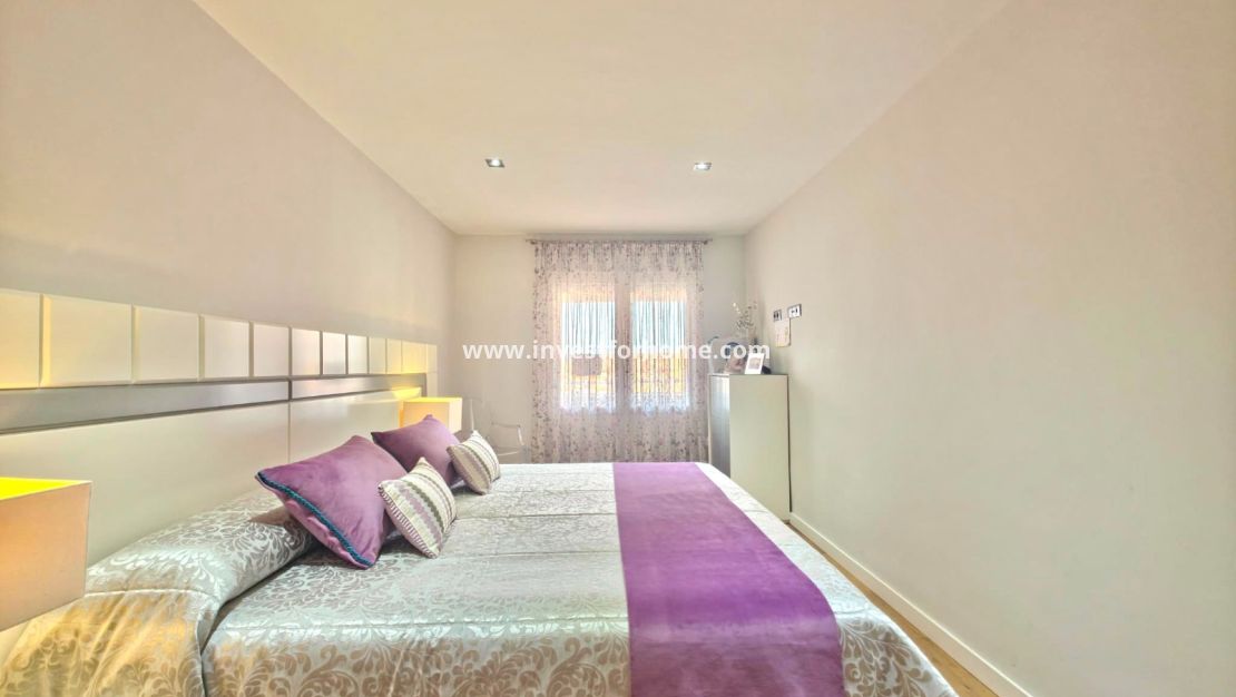 Sale - Apartment - Pilar de la Horadada
