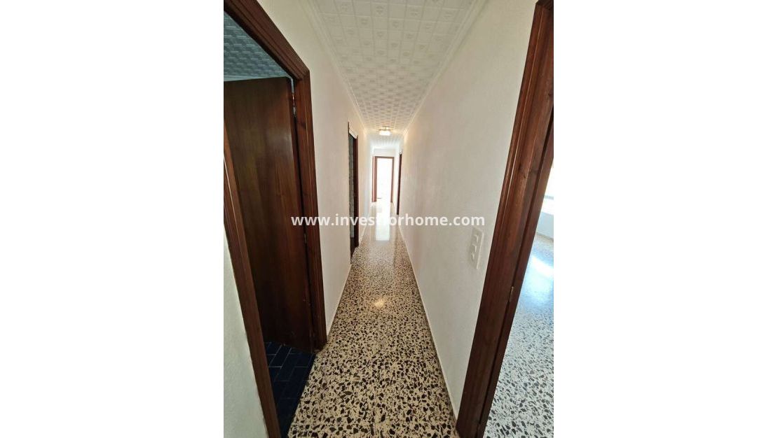 Sale - Apartment - Salinas - Inland