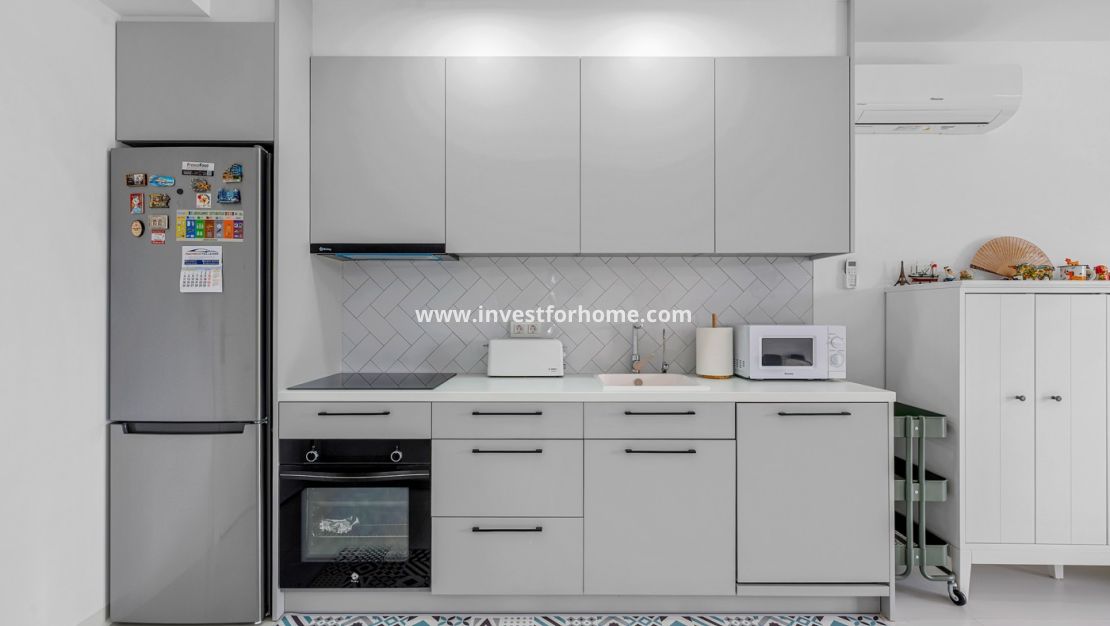 Sale - Apartment - San Miguel de Salinas - Inland