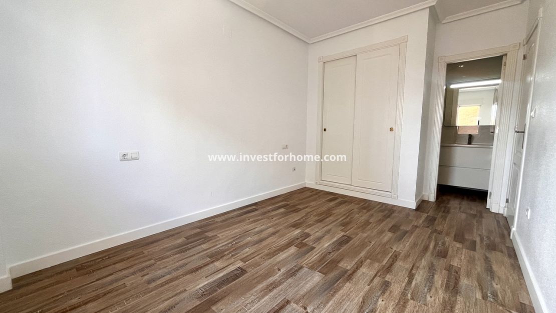 Sale - Apartment - San Miguel de Salinas - Inland