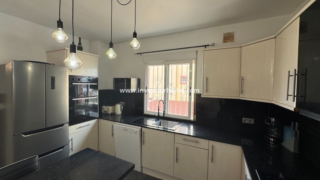 Sale - Apartment - San Miguel de Salinas - Inland