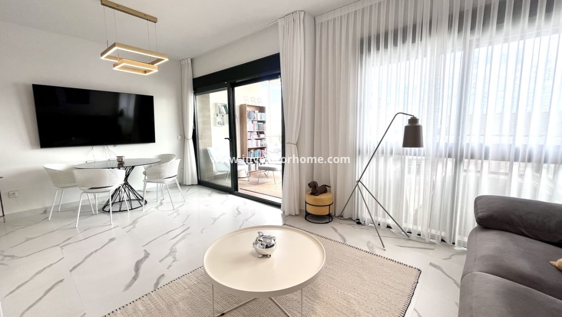 Sale - Apartment - San Miguel de Salinas - Inland