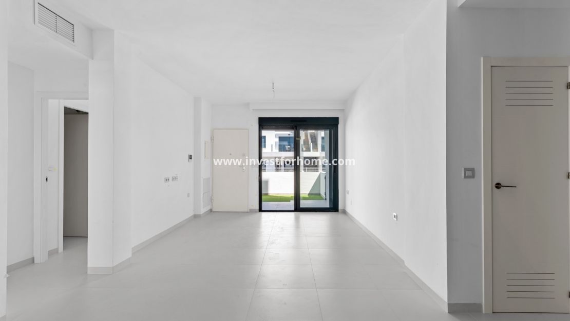 Sale - Apartment - San Miguel de Salinas - Inland