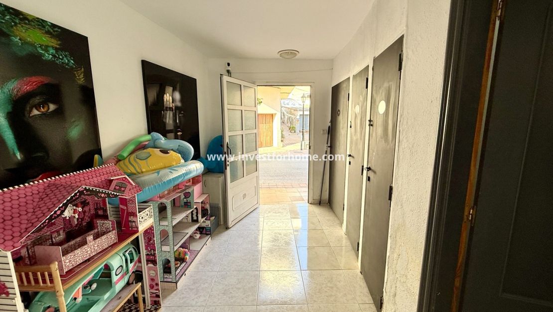 Sale - Apartment - San Miguel de Salinas - Inland