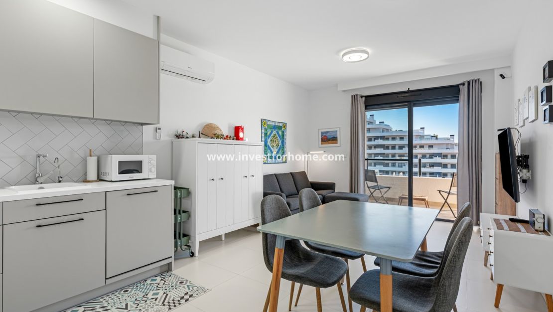 Sale - Apartment - San Miguel de Salinas - Inland