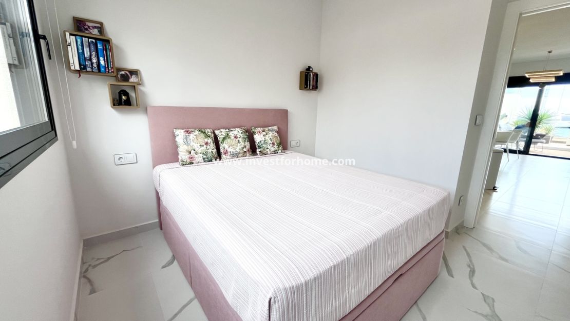 Sale - Apartment - San Miguel de Salinas - Inland