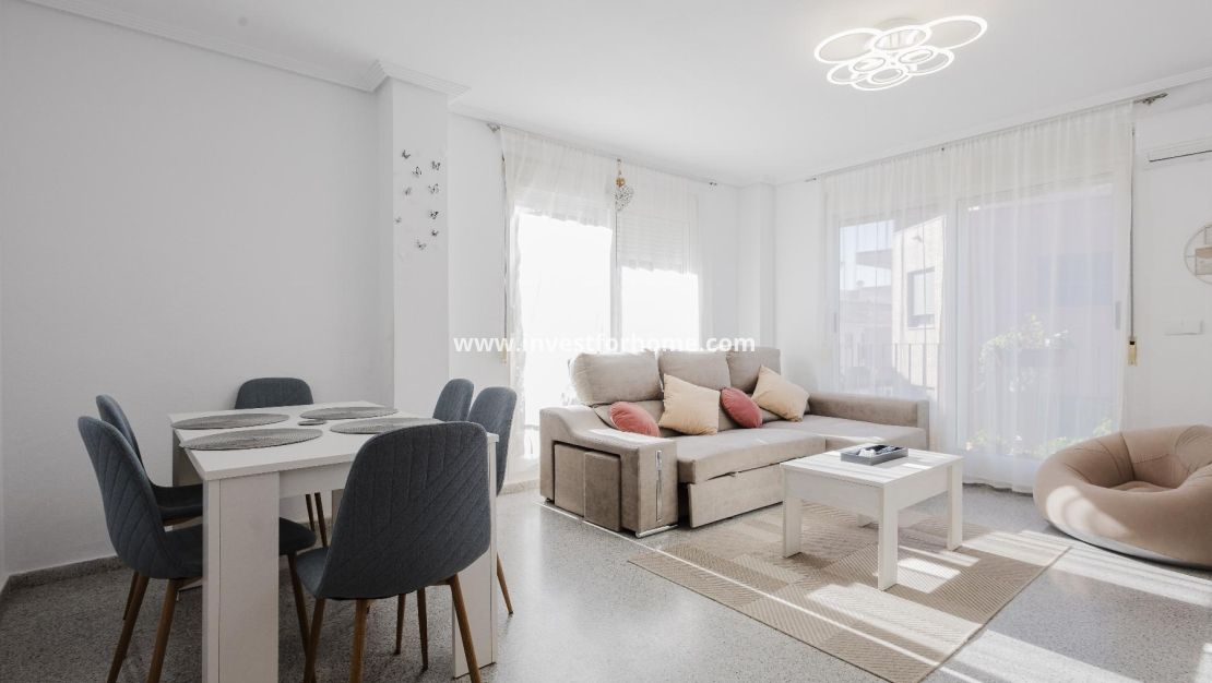 Sale - Apartment - San Miguel de Salinas