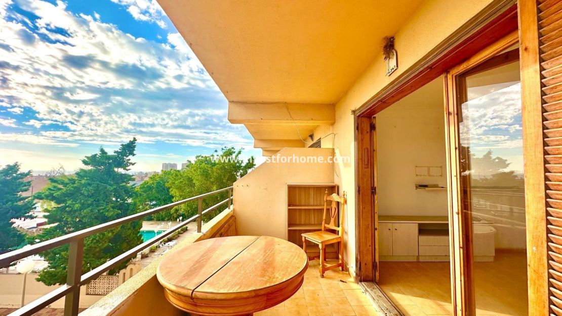 Sale - Apartment - Torrevieja - aguas nuevas