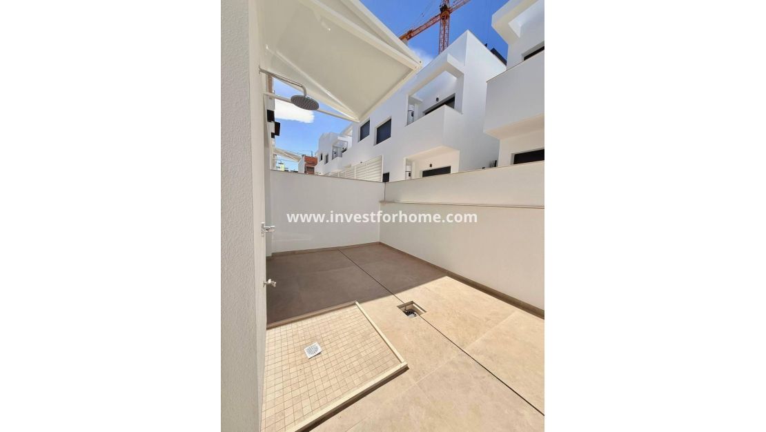Sale - Apartment - Torrevieja - aguas nuevas