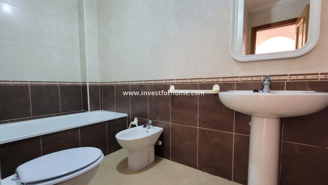 Sale - Apartment - Torrevieja - aguas nuevas