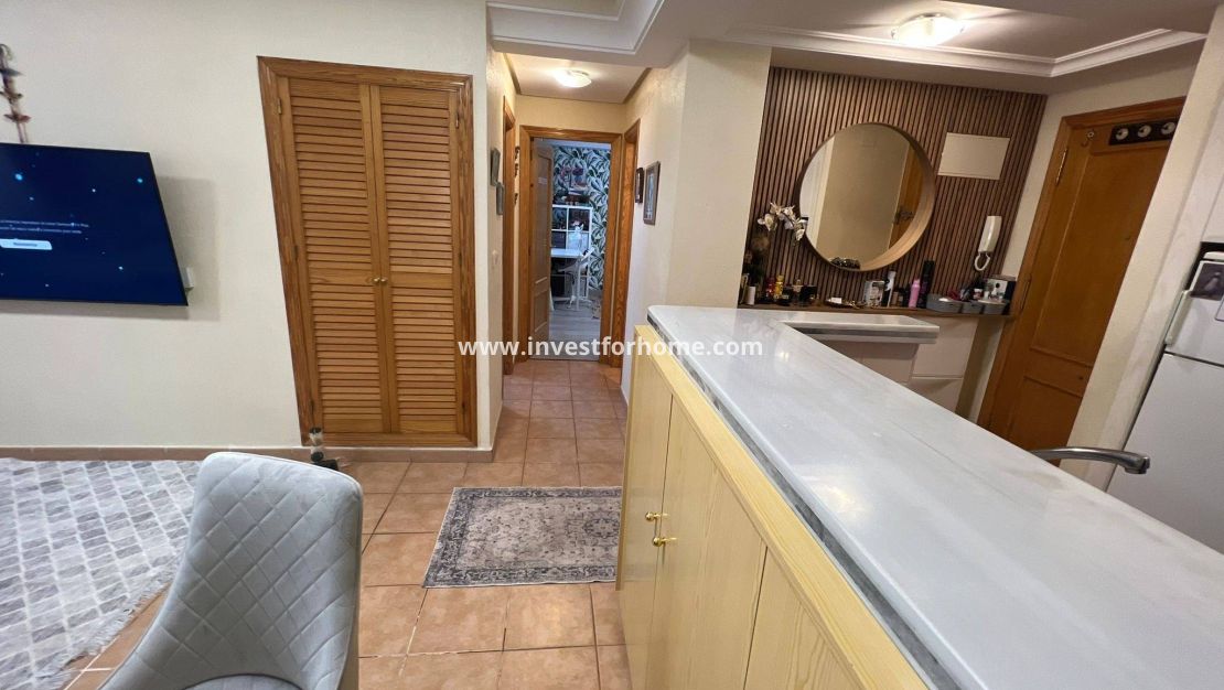 Sale - Apartment - Torrevieja - aguas nuevas