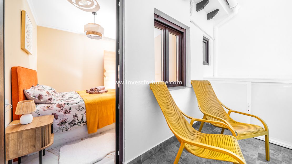 Sale - Apartment - Torrevieja - aguas nuevas