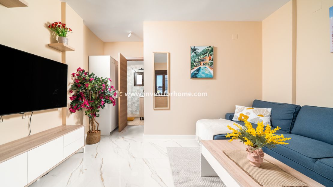 Sale - Apartment - Torrevieja - aguas nuevas