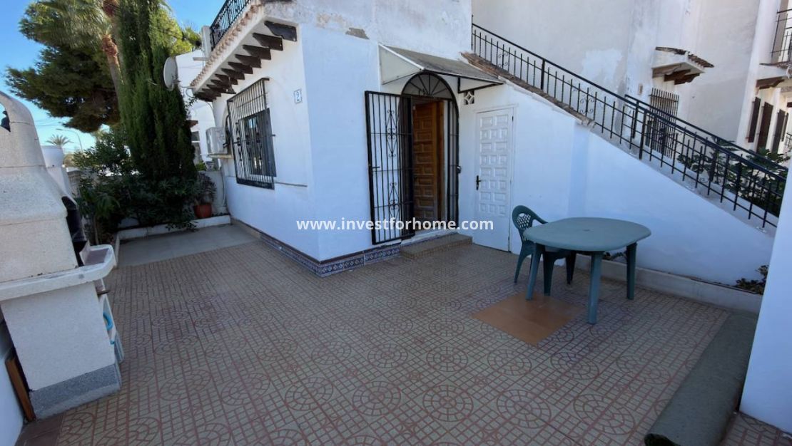 Sale - Apartment - Torrevieja - Aguas Nuevas