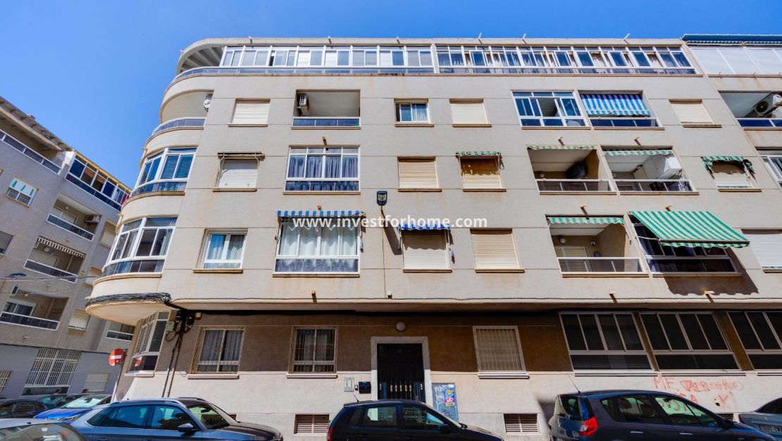 Sale - Apartment - Torrevieja - Antonio Machado
